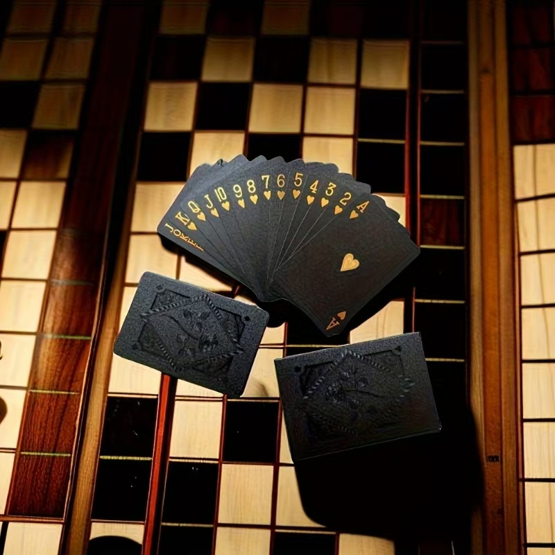 Party Games Group - Warna hitam emas bermain kartu kelompok